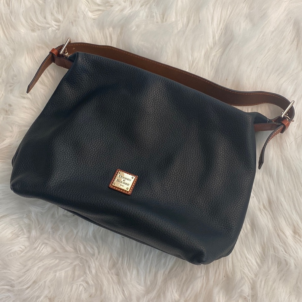 Dooney & Bourke Shoulder Bag. Navy Blue. Authentic. Like new.